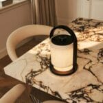 Lampă reîncărcabilă River din lemn, negru - imagine 13