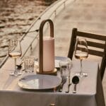 Lampă reîncărcabilă Evie din lemn, maro deschis - imagine 2