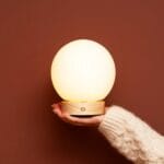 Lampă Flore din Lemn Maro Deschis | Reîncărcabilă, Dimabilă și fără Fir - imagine 4