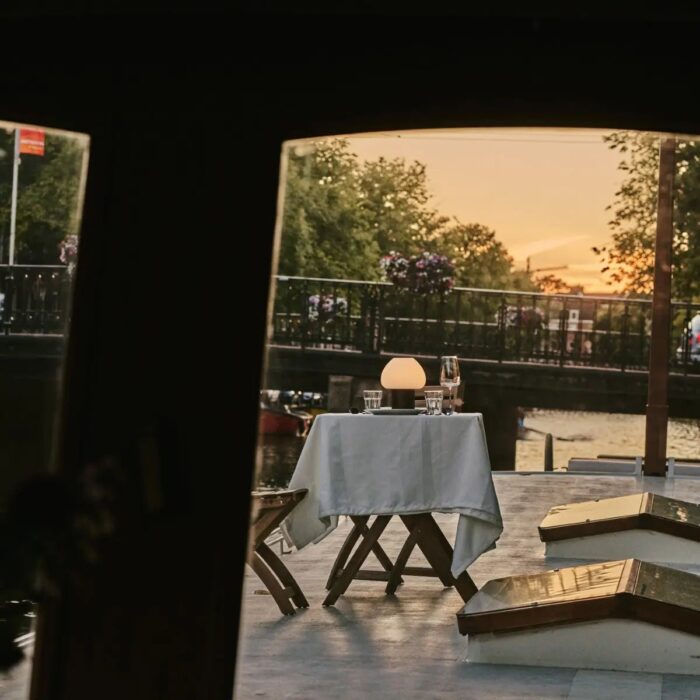 Lampă reîncărcabilă Fynn din lemn, maro închis - imagine 7