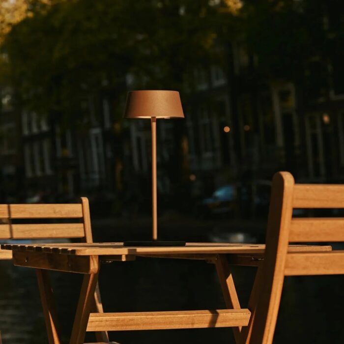 Lampă de masă reîncărcabilă Hugo, maro mocha - imagine 6