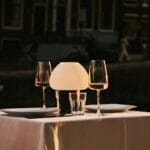 Lampă reîncărcabilă Fynn din lemn, maro închis - imagine 5