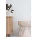 Măsuță Laterală Bonn - Design Natural cu Striații din Fiberclay - imagine 3